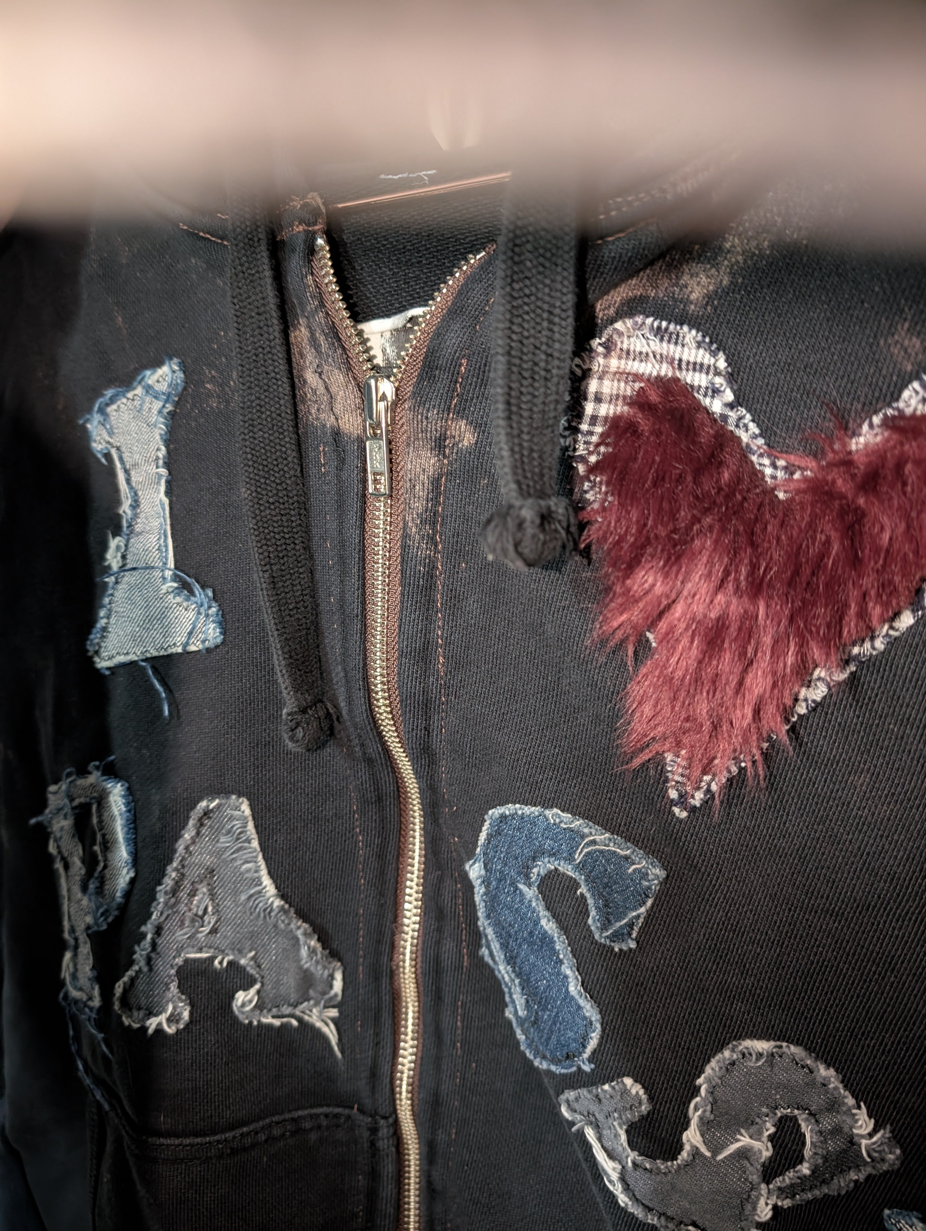 I <3 Passé, Hoodie: Black