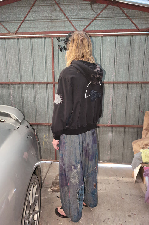 I <3 Passé, Hoodie: Black